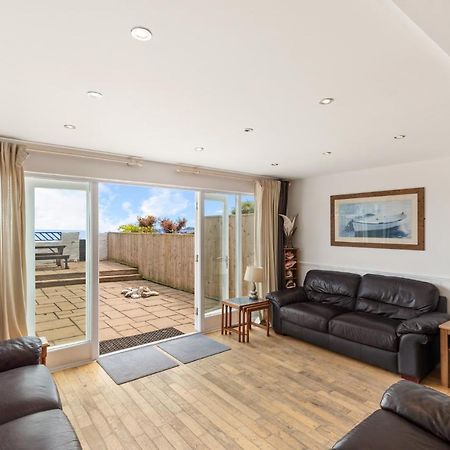 Kilmore - Beach Front House, Direct Beach Access, Spectacular Sea Views ซอนเดอร์สฟุต ภายนอก รูปภาพ