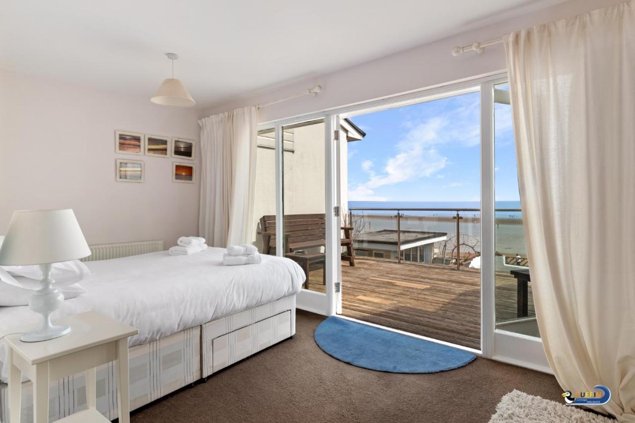 Kilmore - Beach Front House, Direct Beach Access, Spectacular Sea Views ซอนเดอร์สฟุต ภายนอก รูปภาพ