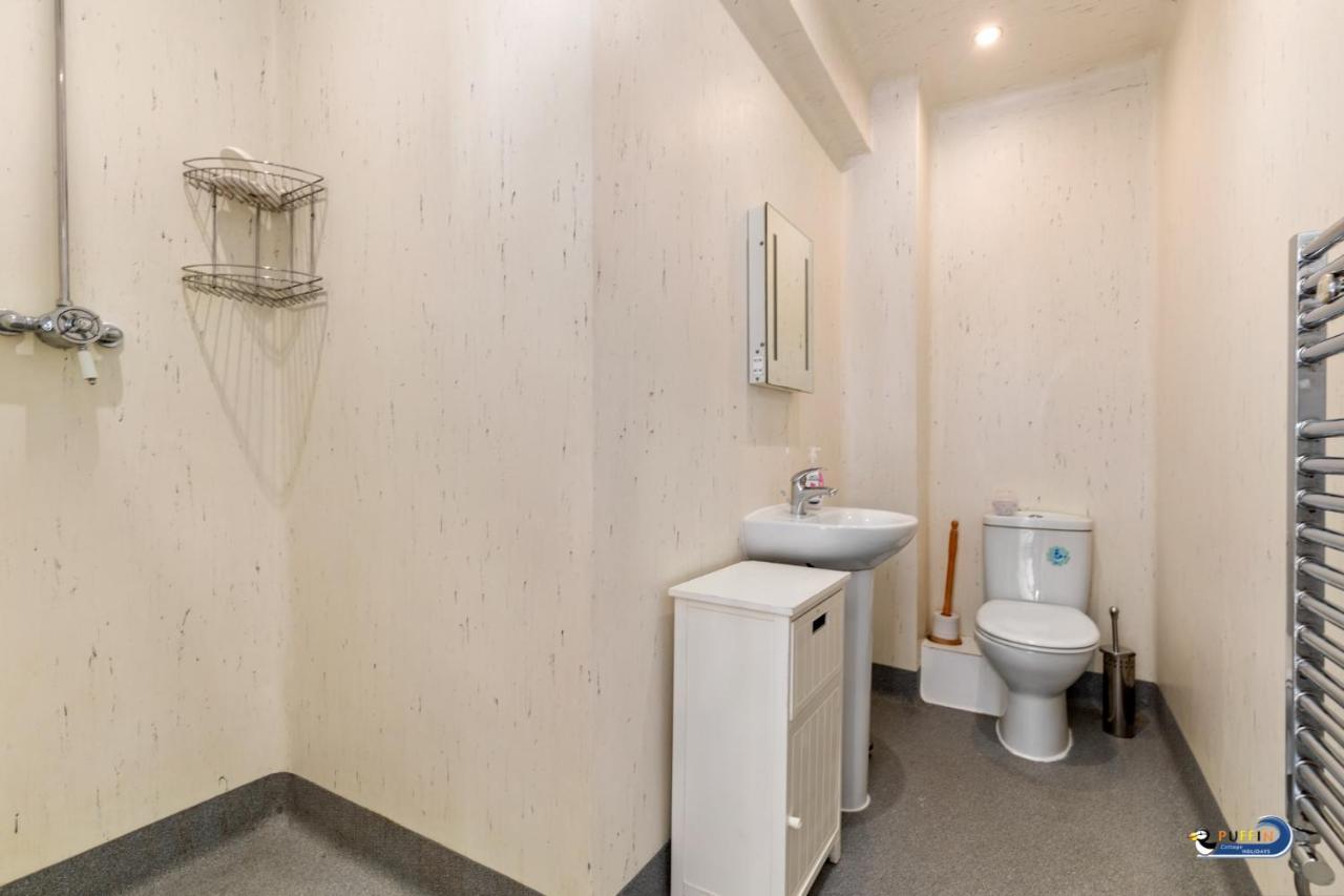 Kilmore - Beach Front House, Direct Beach Access, Spectacular Sea Views ซอนเดอร์สฟุต ภายนอก รูปภาพ
